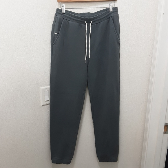 Vuori Seaside Sweatpant Jogger V446